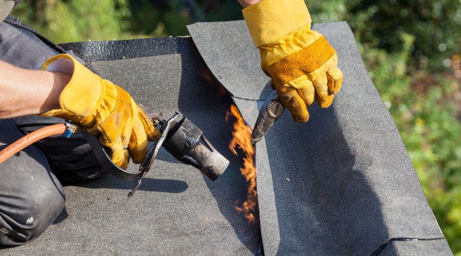 Professional gutter cleaning in Methow, WA